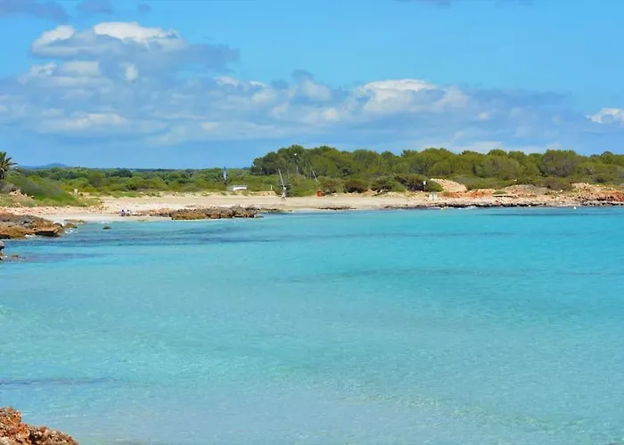 Calme, Mer, Piscines.son Xoriguer Quiet Apartment, Sea, Swimming Pools. アパート ソン・ショリゲル