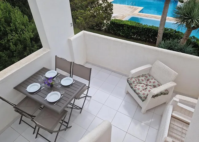 Calme, Mer, Piscines.son Xoriguer Quiet Apartment, Sea, Swimming Pools. アパート